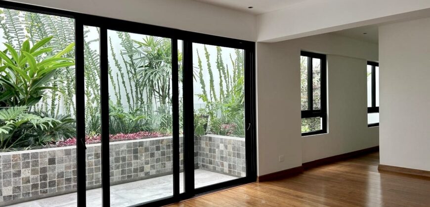 MODERNO DEPARTAMENTO DE ESTRENO CON TERRAZA CERCA A LA HUACA