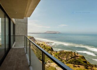 Venta de moderno duplex de estreno con espectacular vista a mar y areas comunes