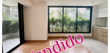Venta moderno departamento en 1er piso con terraza de estreno en Mirasidro