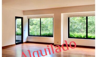 Se alquila moderno departamento frente a exclusivo parque en San Isidro