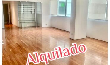 Se alquila moderno departamento remodelado con linda vista al Golf