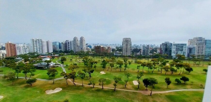 Se vende precioso departamento totalmente remodelado con areas comunes frente al Golf San Isidro