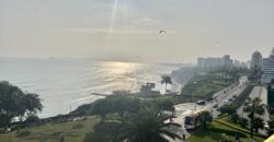 Se vende lindo dpto con espectacular vista al mar en Malecon de la Reserva