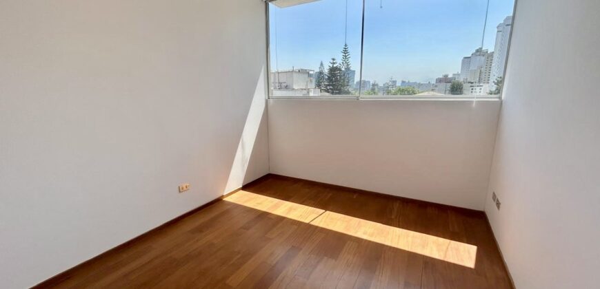 Se vende bonito dpto en San Isidro Los Cedros con espectaculares areas comunes