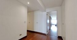 Se vende precioso departamento totalmente remodelado con areas comunes frente al Golf San Isidro