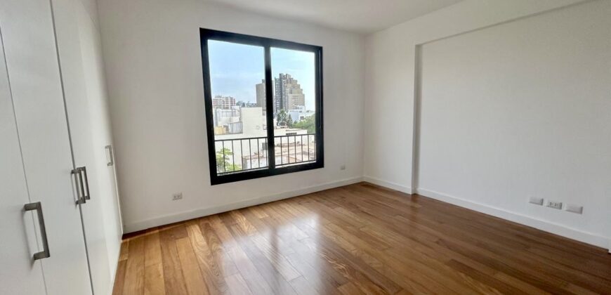 Se vende moderno departamento estreno con terraza en San isidro