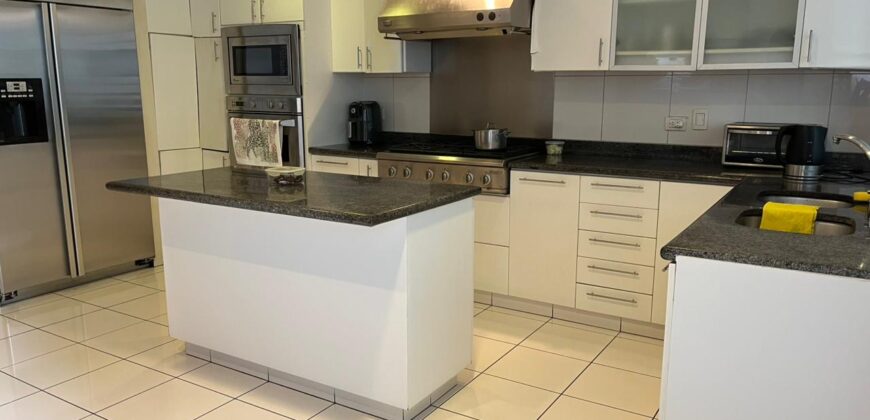 Se vende espectacular departamento con linda vista al Golf en San Gabriel Edifico Ciurlizza