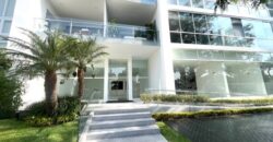Se vende espectacular departamento con linda vista al Golf en San Gabriel Edifico Ciurlizza