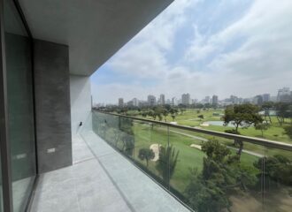 MODERNO PROYECTO DE DEPARTAMENTOS FRENTE AL GOLF EN SAN ISIDRO