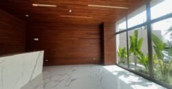MODERNO PROYECTO DE DEPARTAMENTOS FRENTE AL GOLF EN SAN ISIDRO