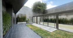 MODERNO PROYECTO DE DEPARTAMENTOS FRENTE AL GOLF EN SAN ISIDRO