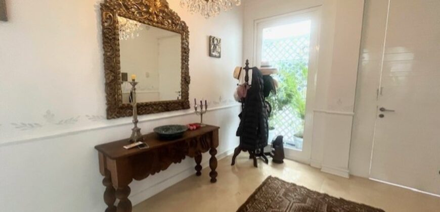 Se vende espectacular casa estilo unico en San Isidro con linda terraza