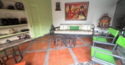 Se vende linda casa en San isidro con terraza jardin pisicna y area de bbq