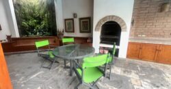 Se vende linda casa en San isidro con terraza jardin pisicna y area de bbq