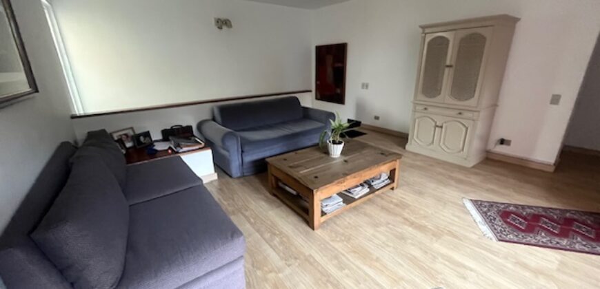 Se vende linda casa en San isidro con terraza jardin pisicna y area de bbq