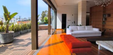 Venta de Moderno Penthouse en Av El Rosario San Isidro