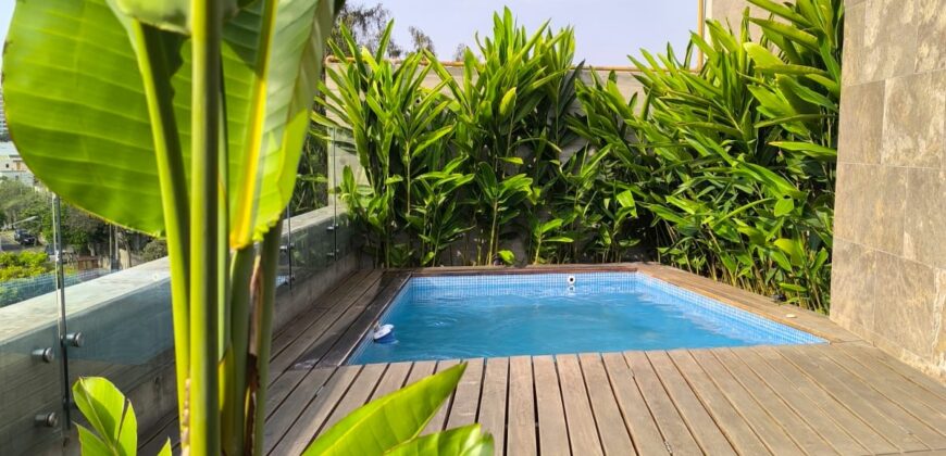 Venta de Moderno Penthouse en Av El Rosario San Isidro