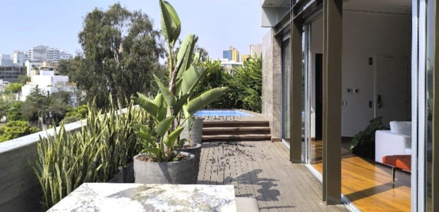 Venta de Moderno Penthouse en Av El Rosario San Isidro