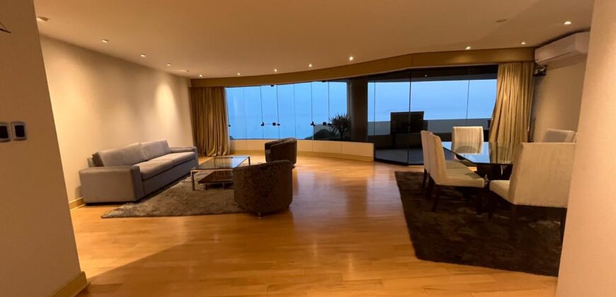 Se vende lindo dpto con espectacular vista al mar en Malecon de la Reserva