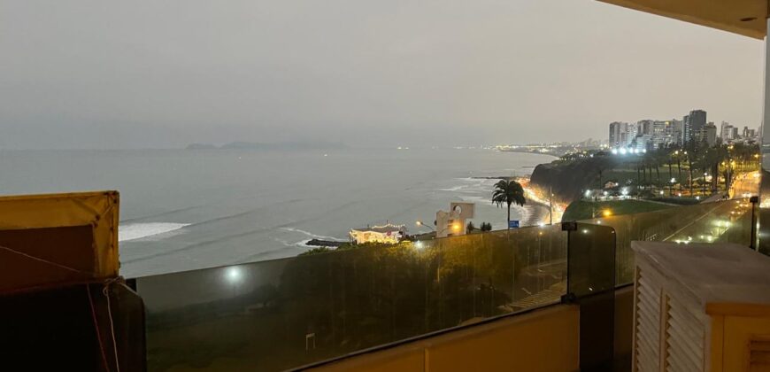 Se vende lindo dpto con espectacular vista al mar en Malecon de la Reserva
