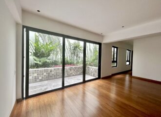 Venta departamento de estreno en San Isidro 1er piso