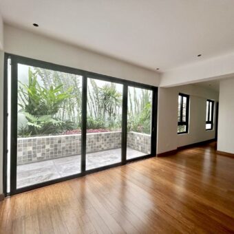 Venta departamento de estreno en San Isidro 1er piso
