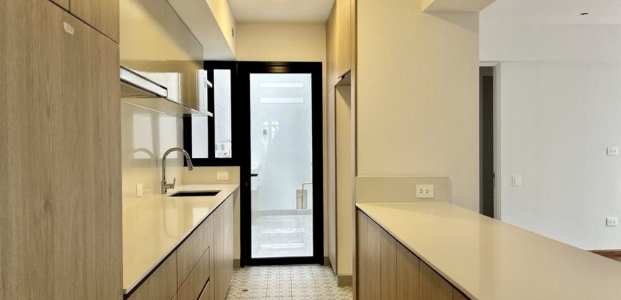 Venta departamento de estreno en San Isidro 1er piso