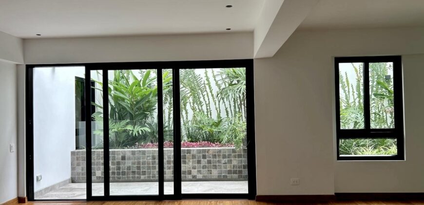 Venta departamento de estreno en San Isidro 1er piso