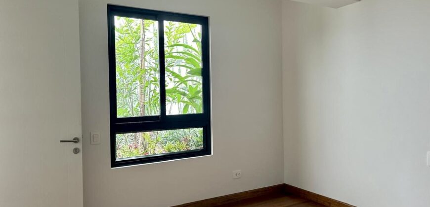 Venta departamento de estreno en San Isidro 1er piso